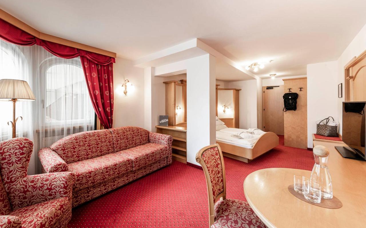 Alpenheim Charming & Spa Hotel Ortisei Esterno foto