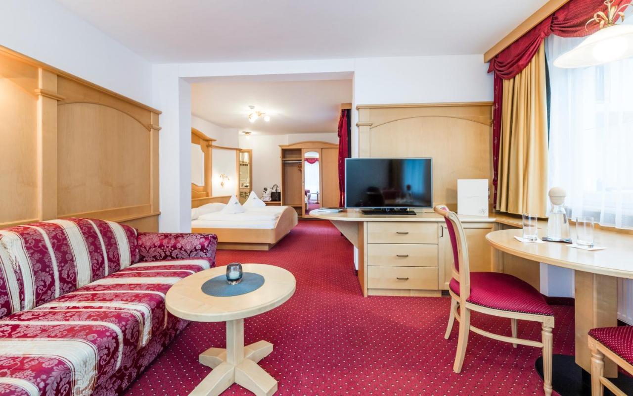 Alpenheim Charming & Spa Hotel Ortisei Esterno foto