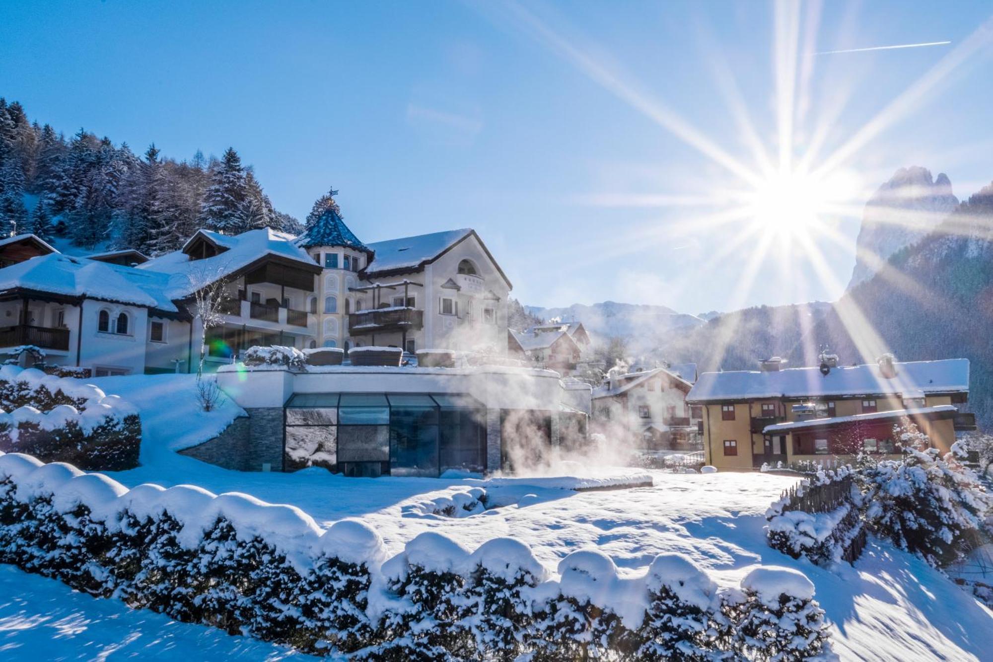 Alpenheim Charming & Spa Hotel Ortisei Esterno foto